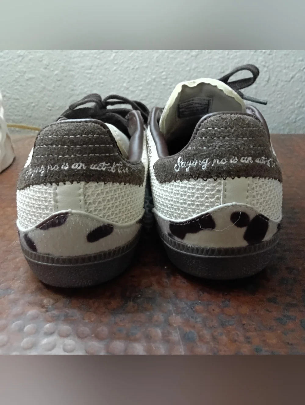 adidas Notitle x Samba Og Sz. 6.5 Brown Cow Print Unisex Sneakers - Picture 9 of 16
